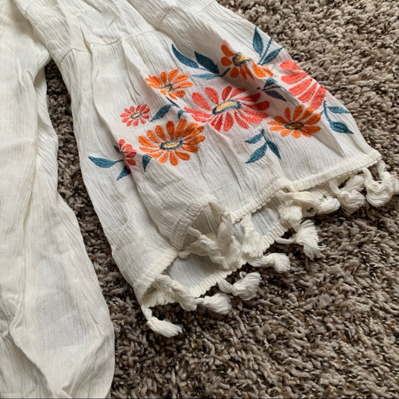 OFF THE SHOULDER BLOUSE - Picture 2 of 9